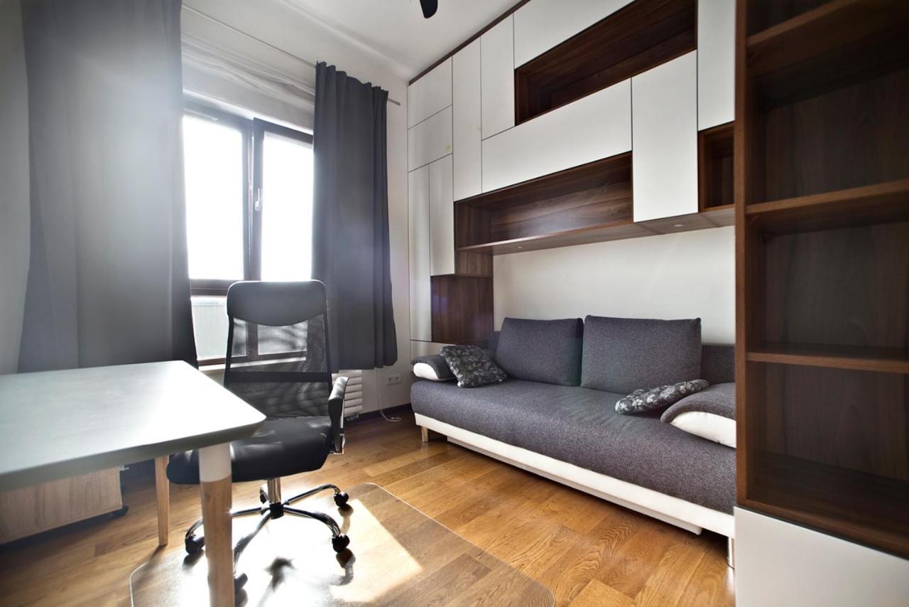 Jana Kazimierza 57 Serviced Apartments وارسو المظهر الخارجي الصورة